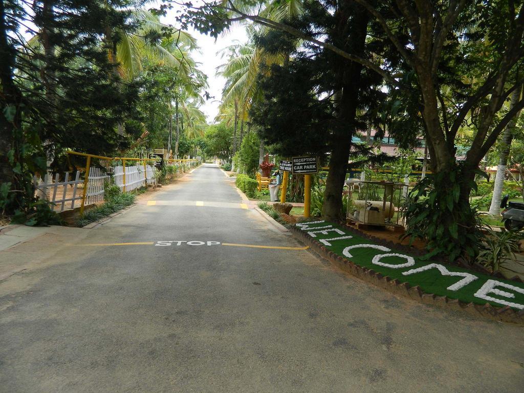 Fantasy Golf Resort Devanahalli Buitenkant foto