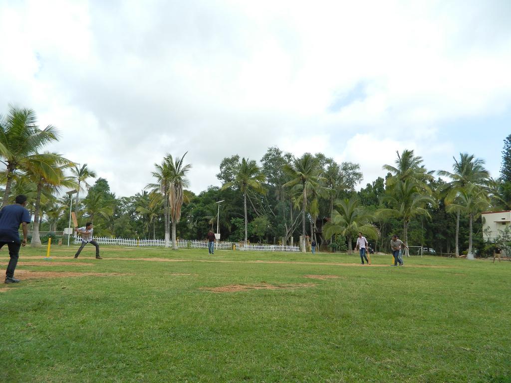 Fantasy Golf Resort Devanahalli Buitenkant foto